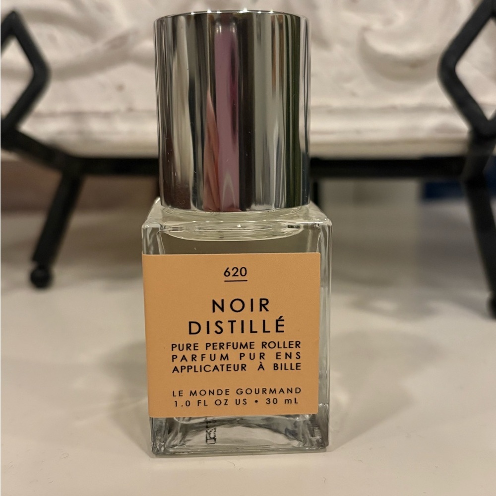 Noir Distille Perfume Roller - 620 NEW